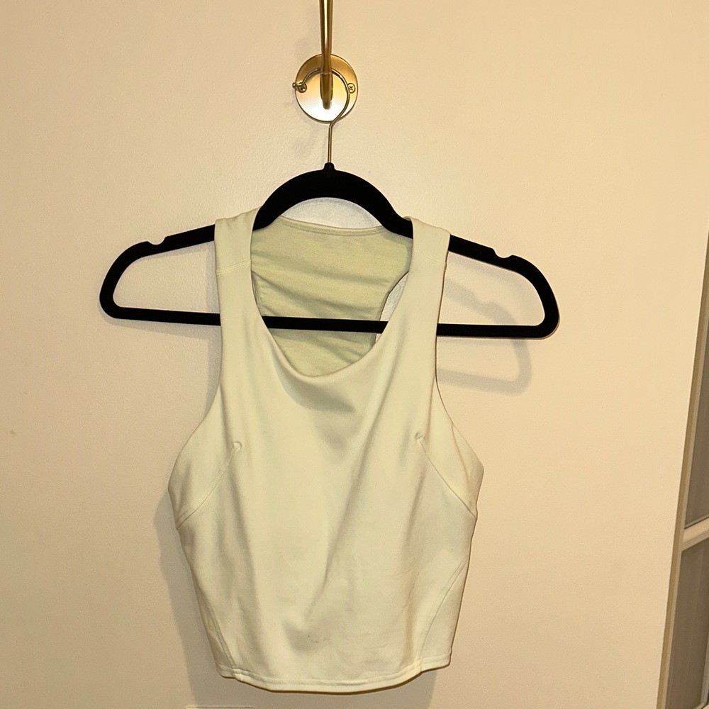 Women’s Lululemon workout crop size 8/10 light green